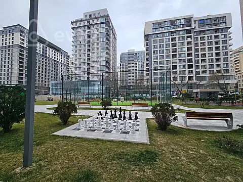 Kirayə verilir 2 otaqlı yeni tikili 67 m²