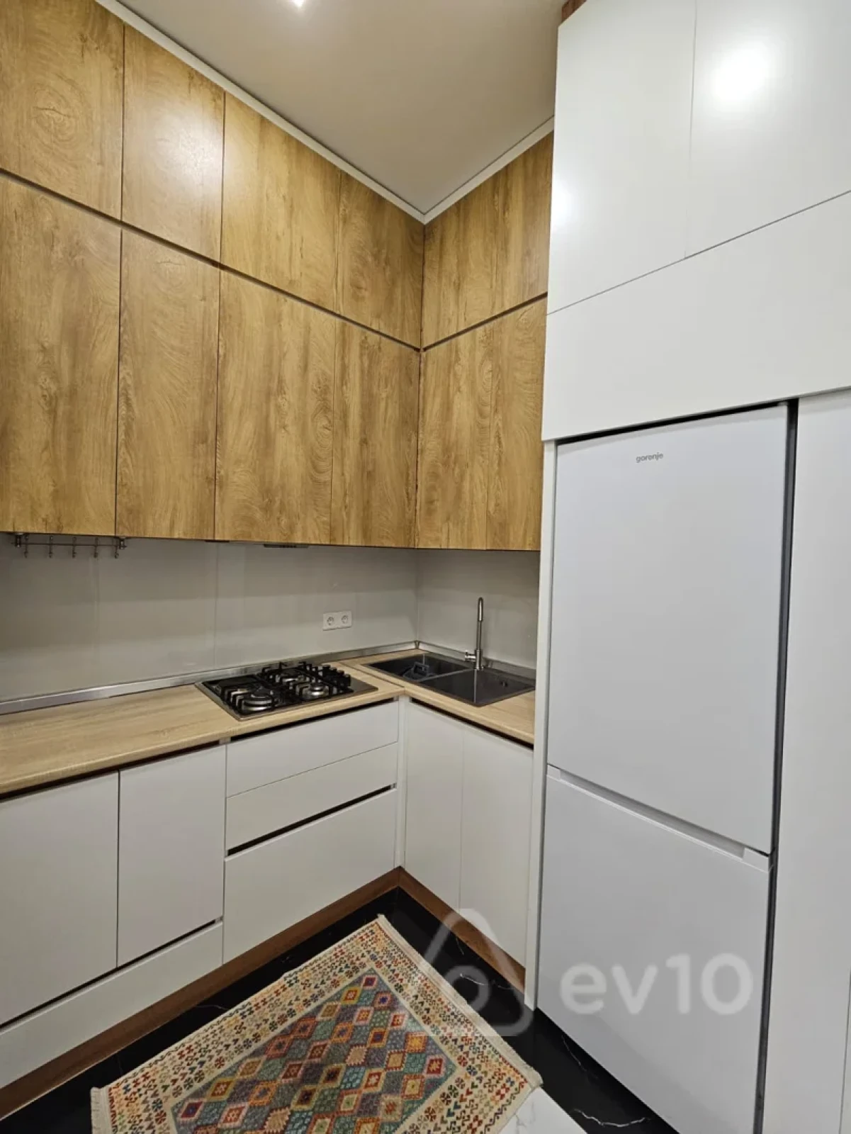 Kirayə verilir 2 otaqlı yeni tikili 67 m²