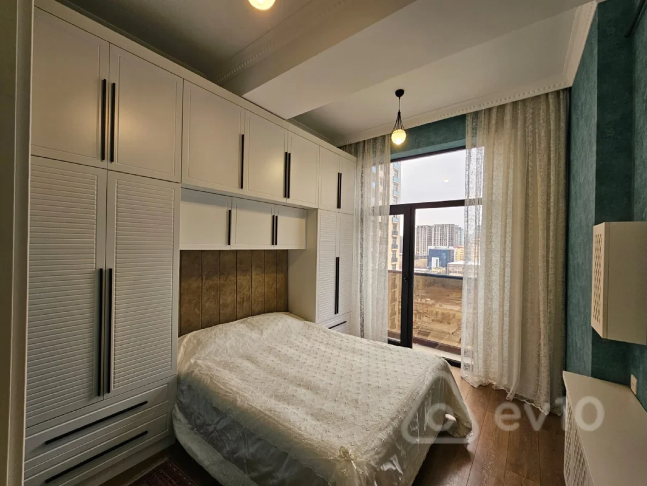 Kirayə verilir 2 otaqlı yeni tikili 67 m²