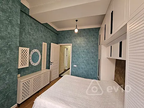 Kirayə verilir 2 otaqlı yeni tikili 67 m²