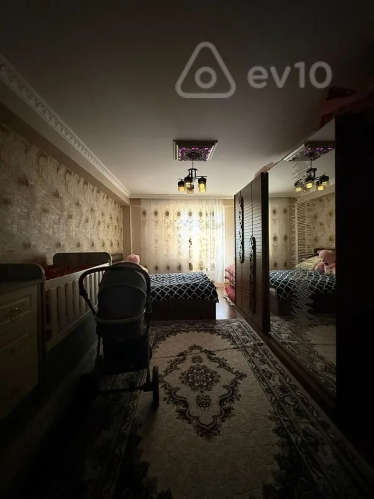 Satılır 3 otaqlı yeni tikili 135 m²