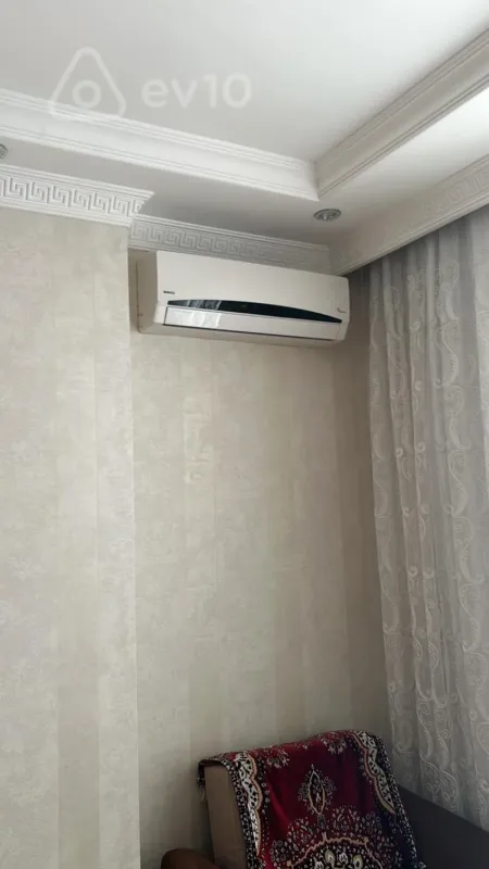 Kirayə verilir 3 otaqlı yeni tikili 95 m²