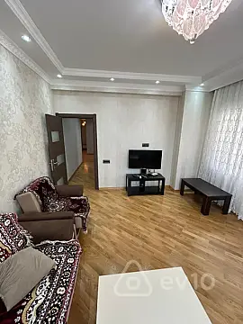 Kirayə verilir 3 otaqlı yeni tikili 95 m²