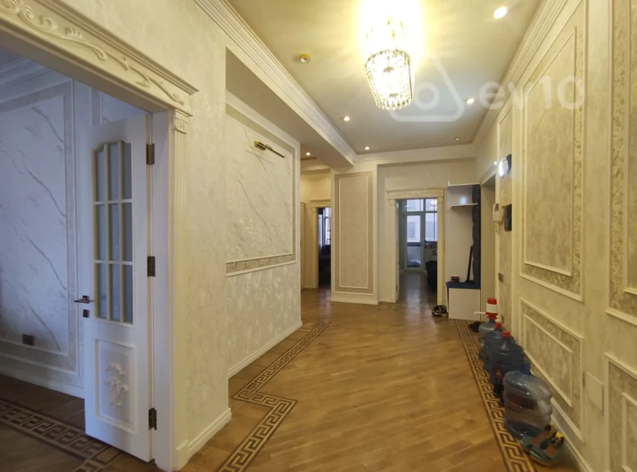 Satılır 3 otaqlı yeni tikili 138 m²