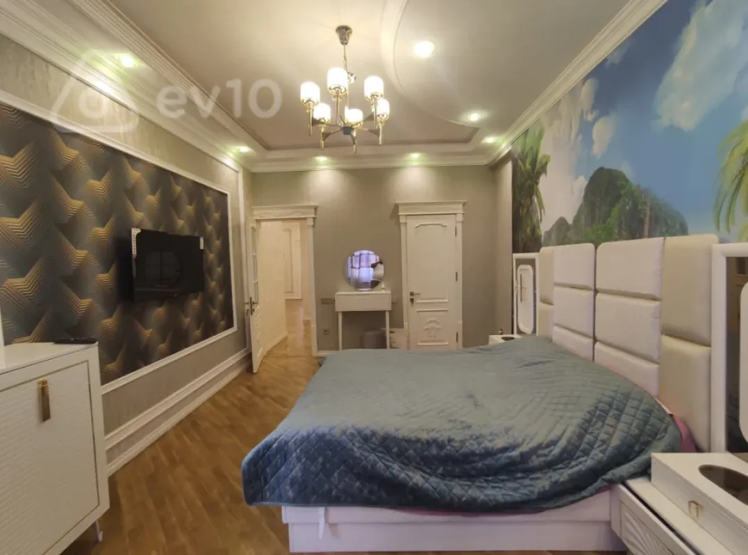 Satılır 3 otaqlı yeni tikili 138 m²