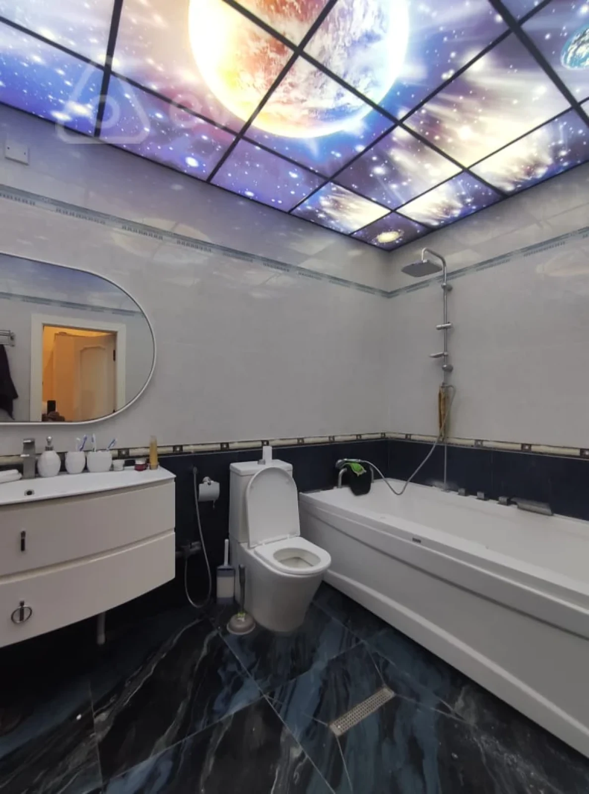 Satılır 3 otaqlı yeni tikili 138 m²