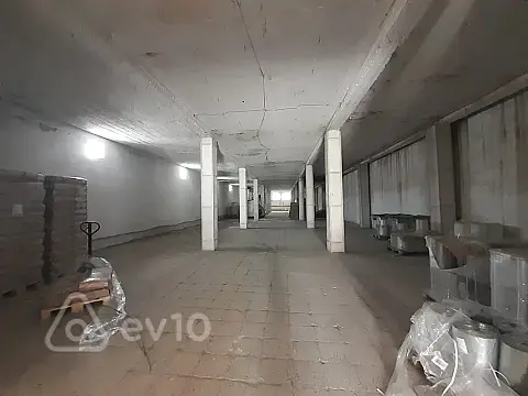 Kirayə verilir mənzil 520 m²