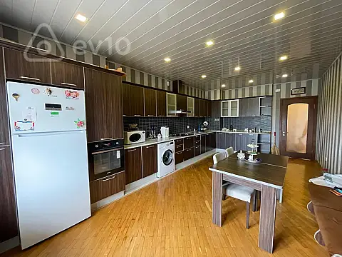 Satılır 3 otaqlı yeni tikili 141 m²