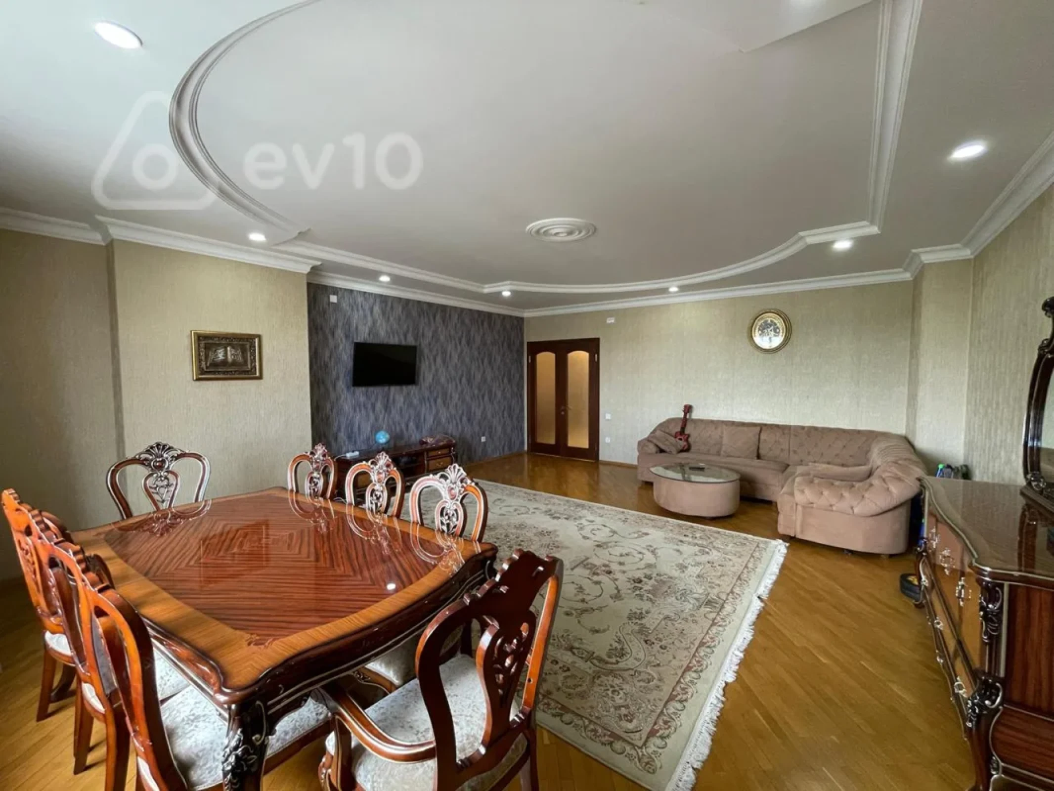 Satılır 3 otaqlı yeni tikili 141 m²