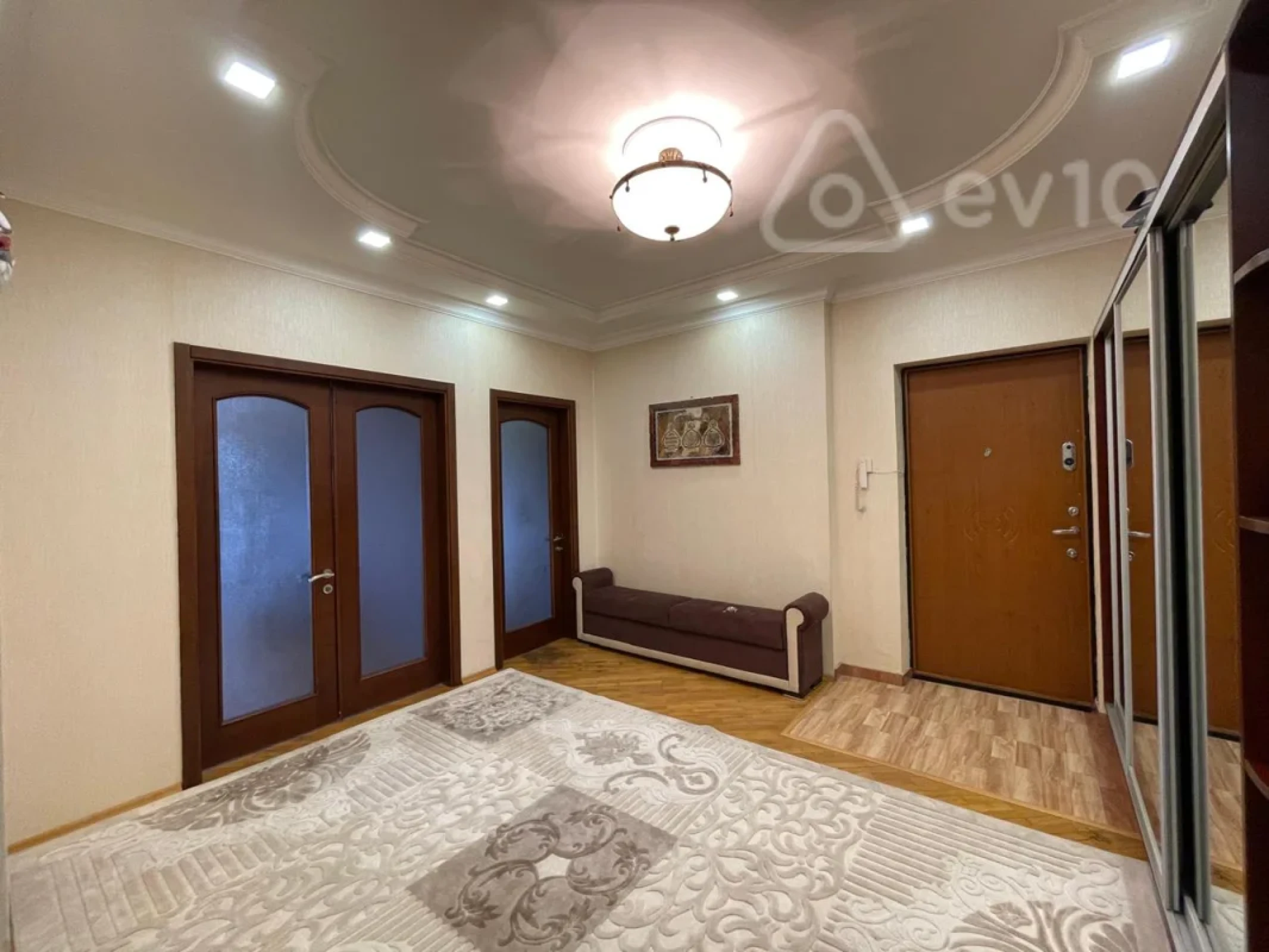 Satılır 3 otaqlı yeni tikili 141 m²