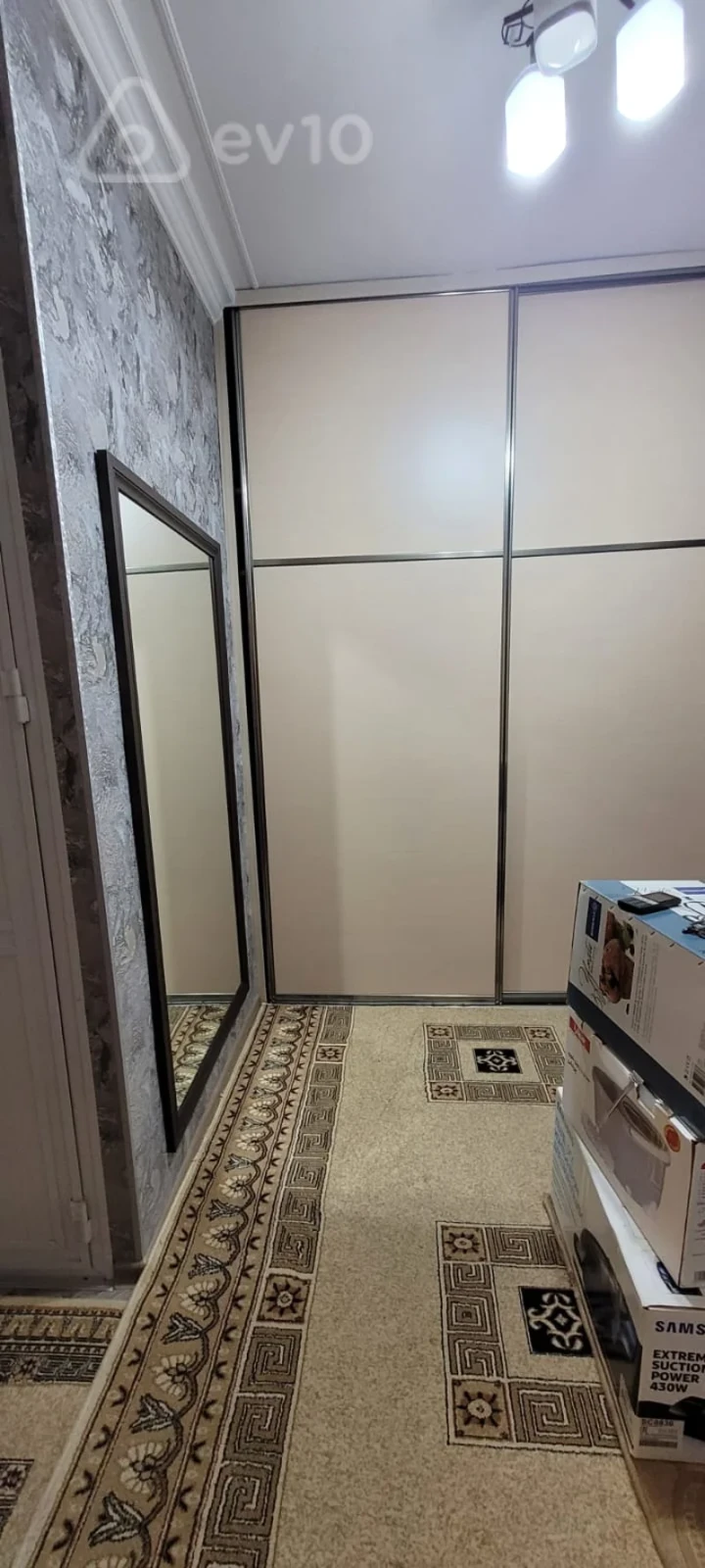 Kirayə verilir 2 otaqlı köhnə tikili 35 m²