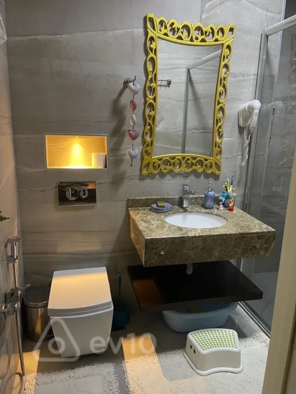 Kirayə verilir 4 otaqlı yeni tikili 181 m²