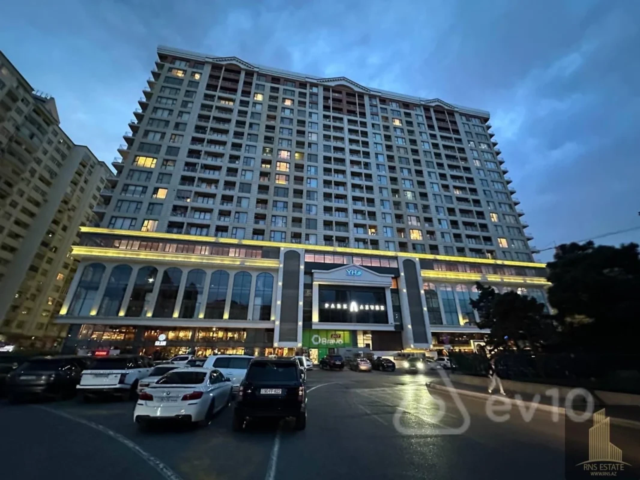 Kirayə verilir 4 otaqlı yeni tikili 181 m²