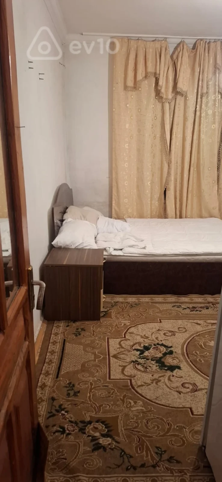 Kirayə verilir 1 otaqlı həyət evi 44 m²