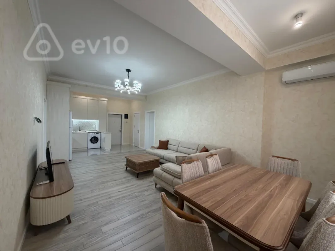 Kirayə verilir 3 otaqlı yeni tikili 100 m²