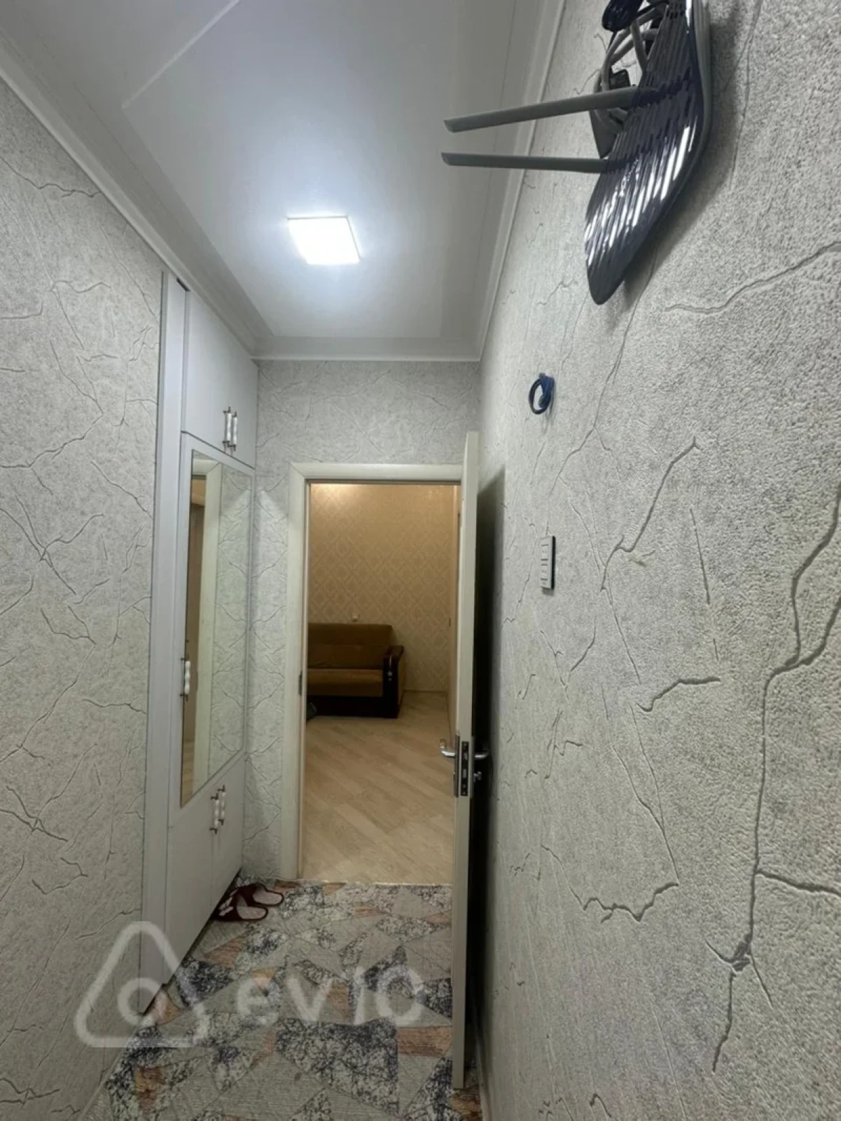 Kirayə verilir 3 otaqlı köhnə tikili 60 m²