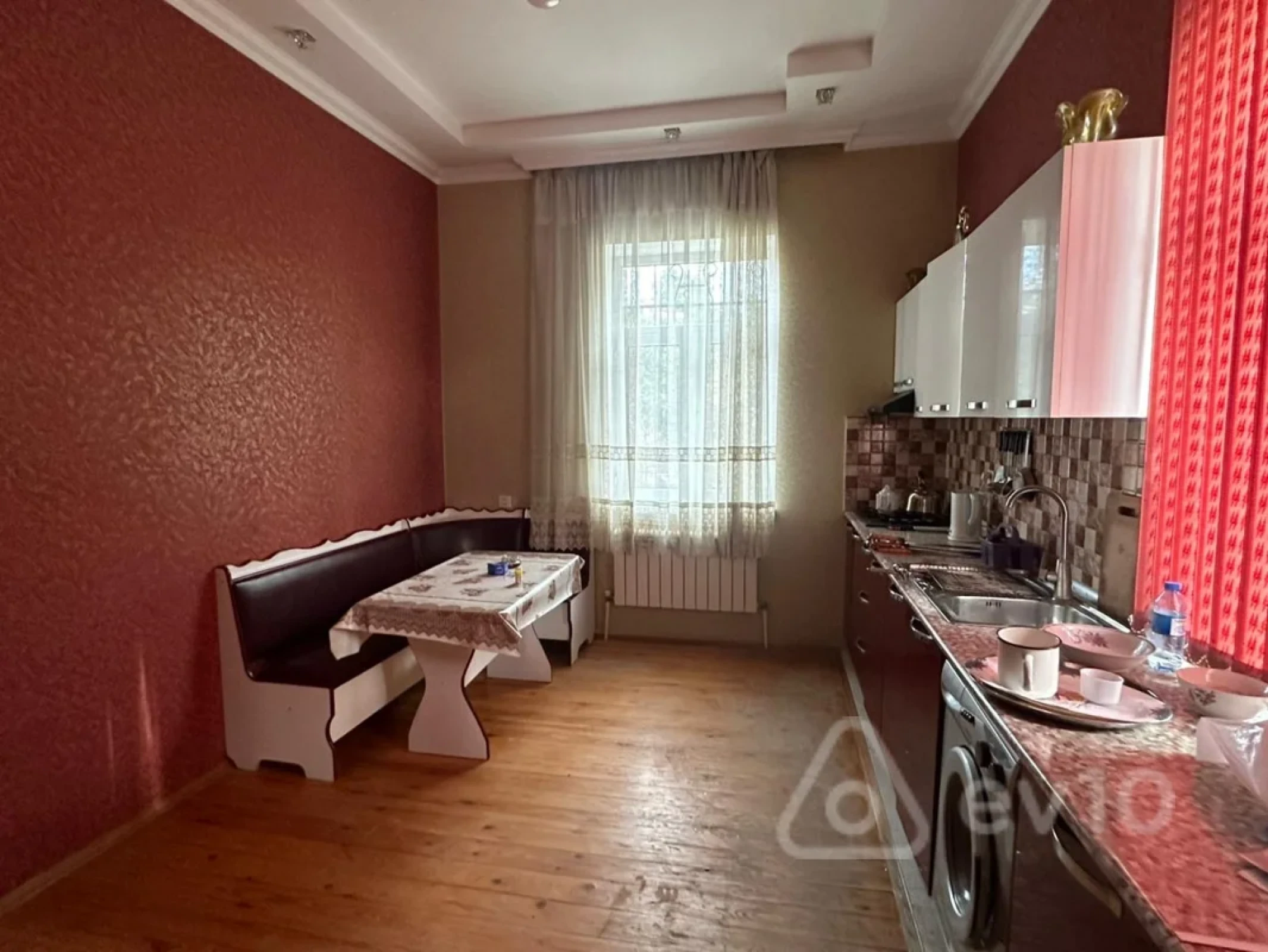Kirayə verilir 2 otaqlı həyət evi 80 m²