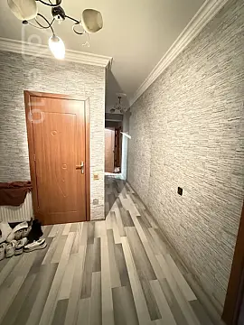 Kirayə verilir 3 otaqlı yeni tikili 75 m²