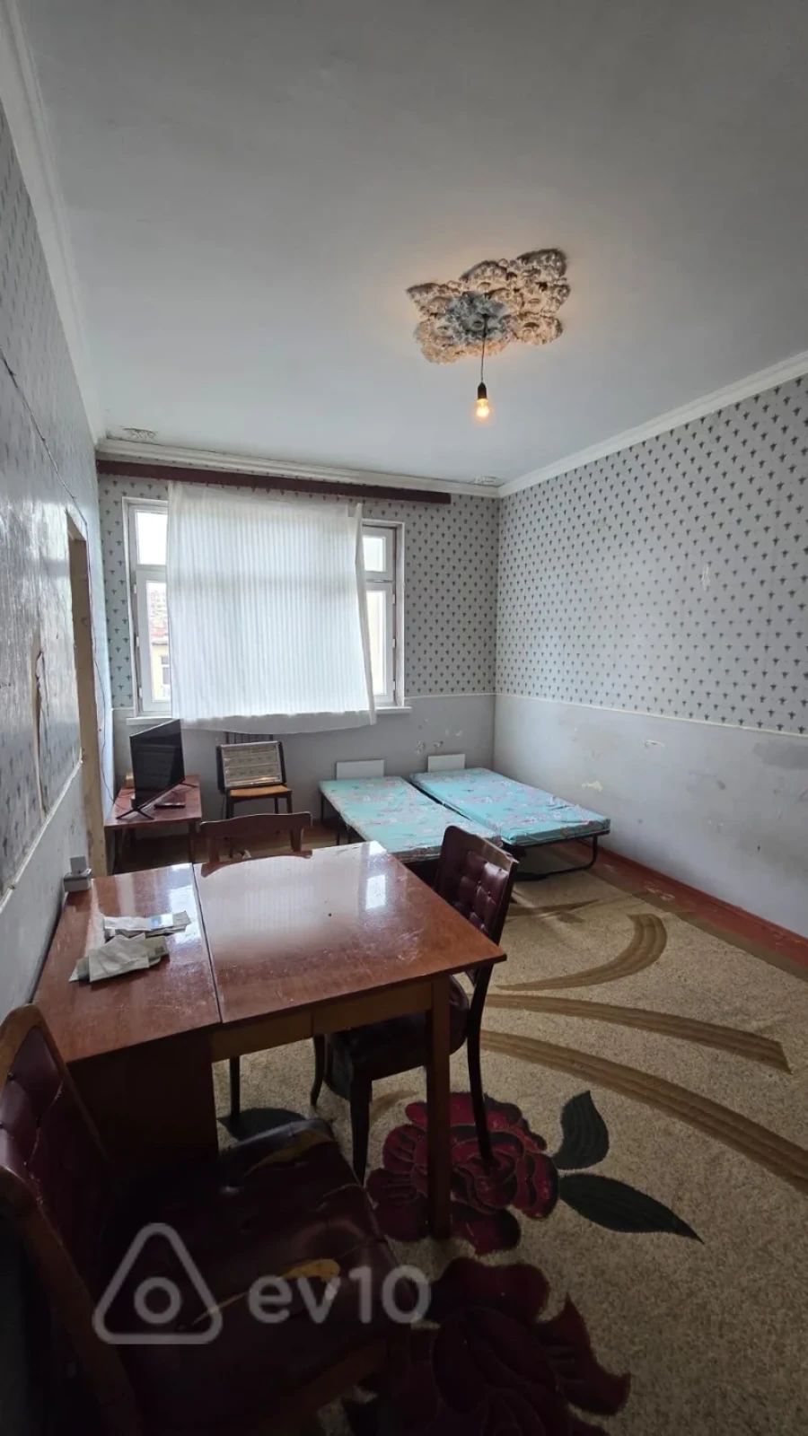 Kirayə verilir 1 otaqlı köhnə tikili 45 m²