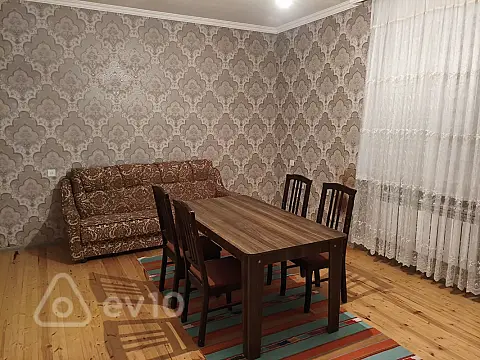 Kirayə verilir 2 otaqlı həyət evi 50 m²