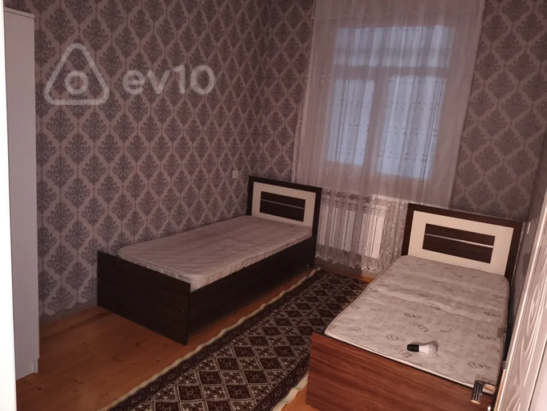 Kirayə verilir 2 otaqlı həyət evi 50 m²