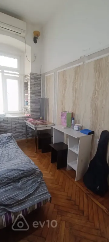 Kirayə verilir 1 otaqlı köhnə tikili 12 m²