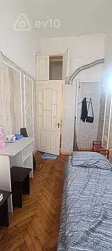 Kirayə verilir 1 otaqlı köhnə tikili 12 m²