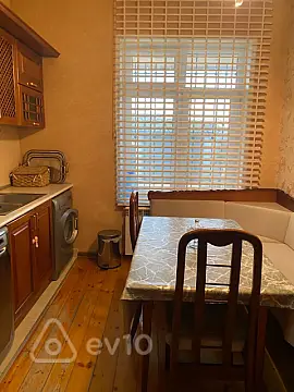 Kirayə verilir 3 otaqlı həyət evi 205 m²