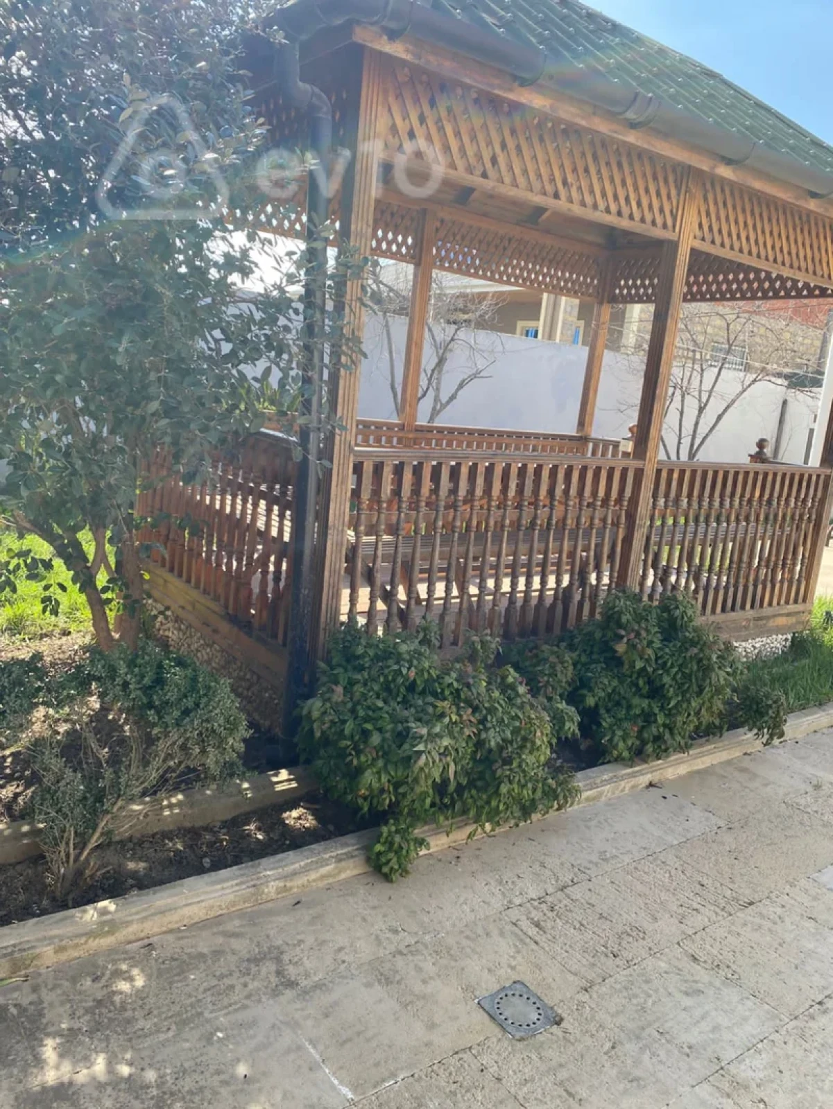 Kirayə verilir 3 otaqlı həyət evi 205 m²