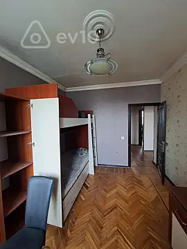Satılır 3 otaqlı köhnə tikili 85 m²