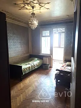 Kirayə verilir 2 otaqlı köhnə tikili 60 m²
