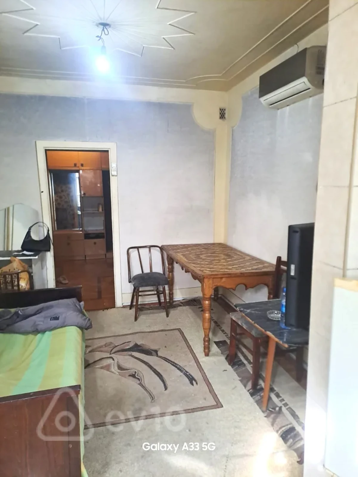 Kirayə verilir 2 otaqlı köhnə tikili 60 m²