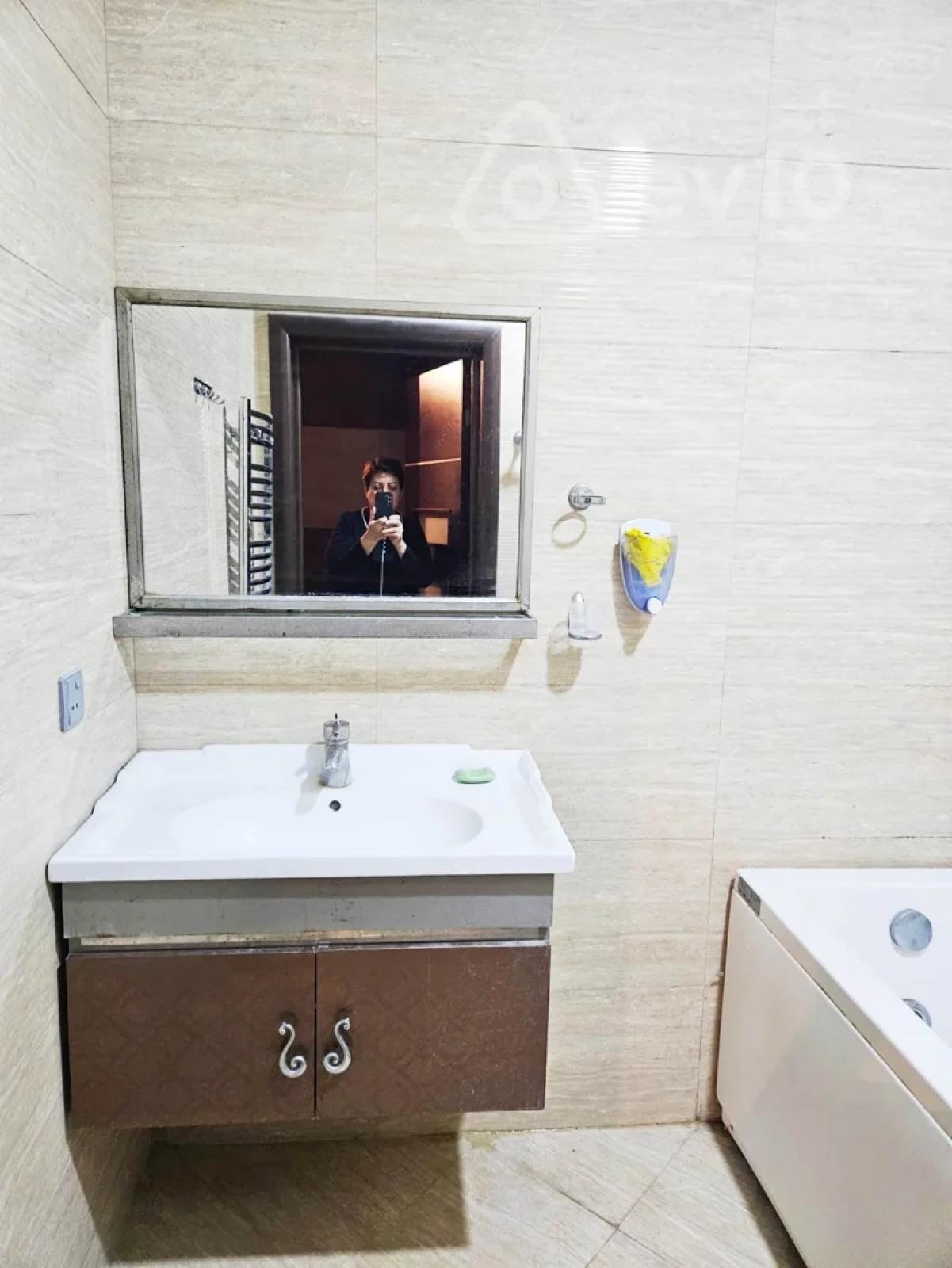 Kirayə verilir 3 otaqlı yeni tikili 95 m²