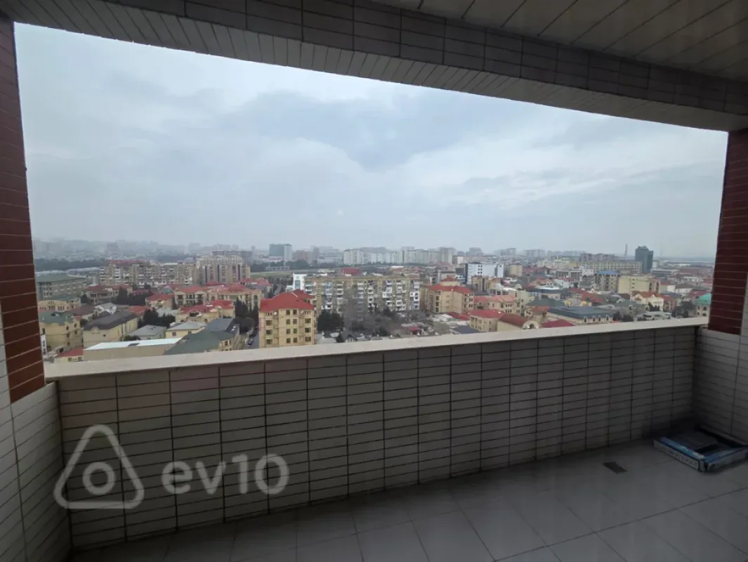 Kirayə verilir 3 otaqlı yeni tikili 165 m²