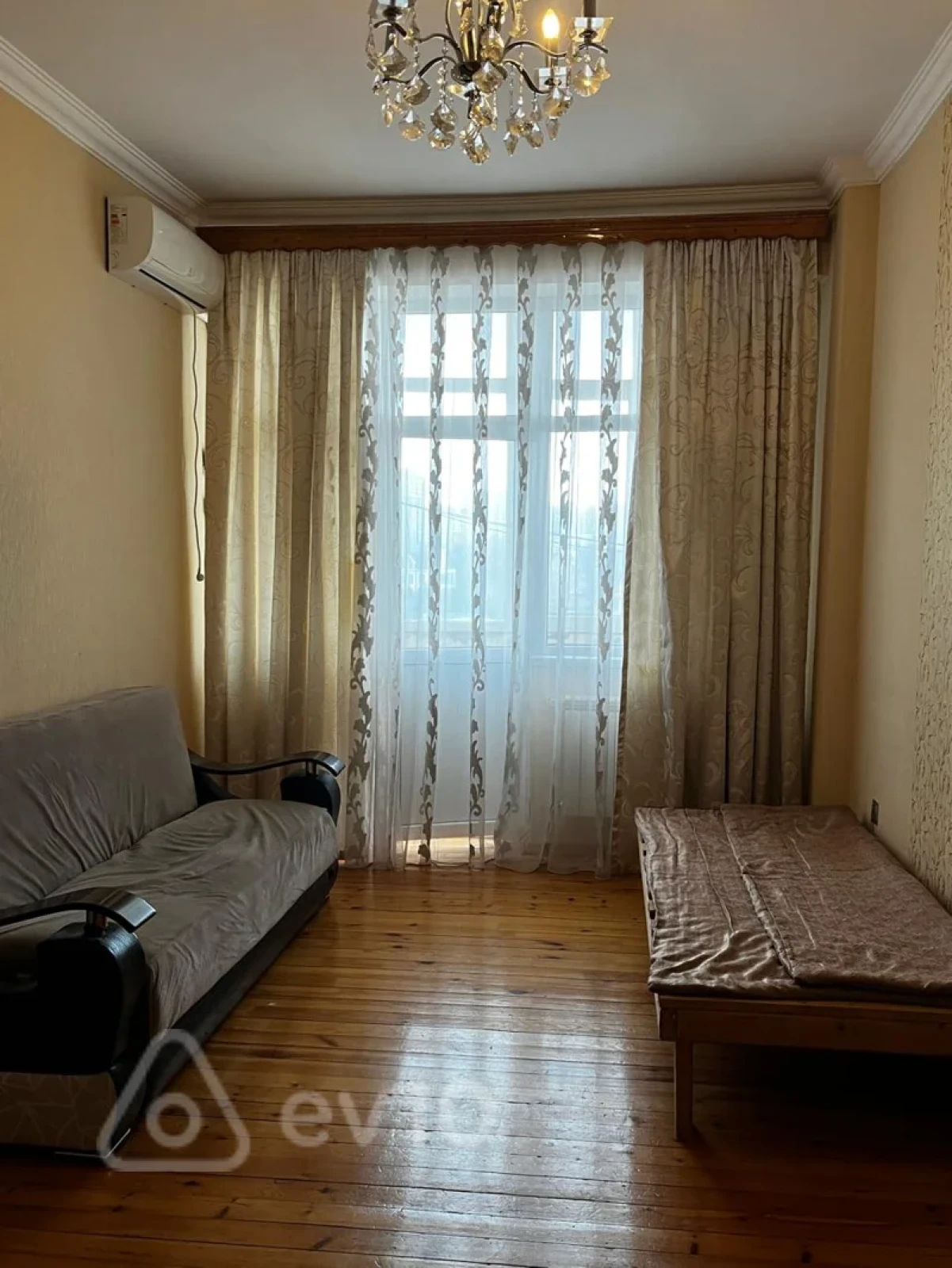 Kirayə verilir 3 otaqlı yeni tikili 100 m²