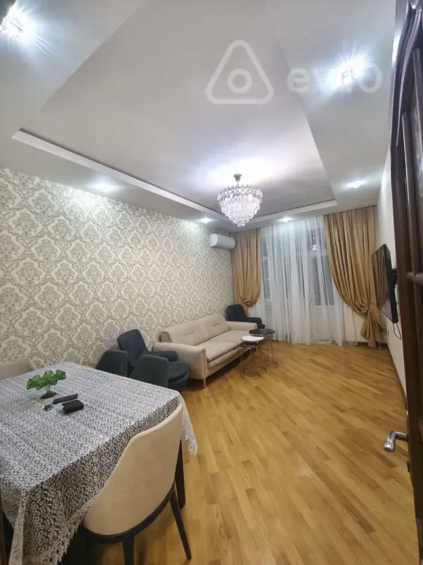 Satılır 2 otaqlı yeni tikili 65 m²