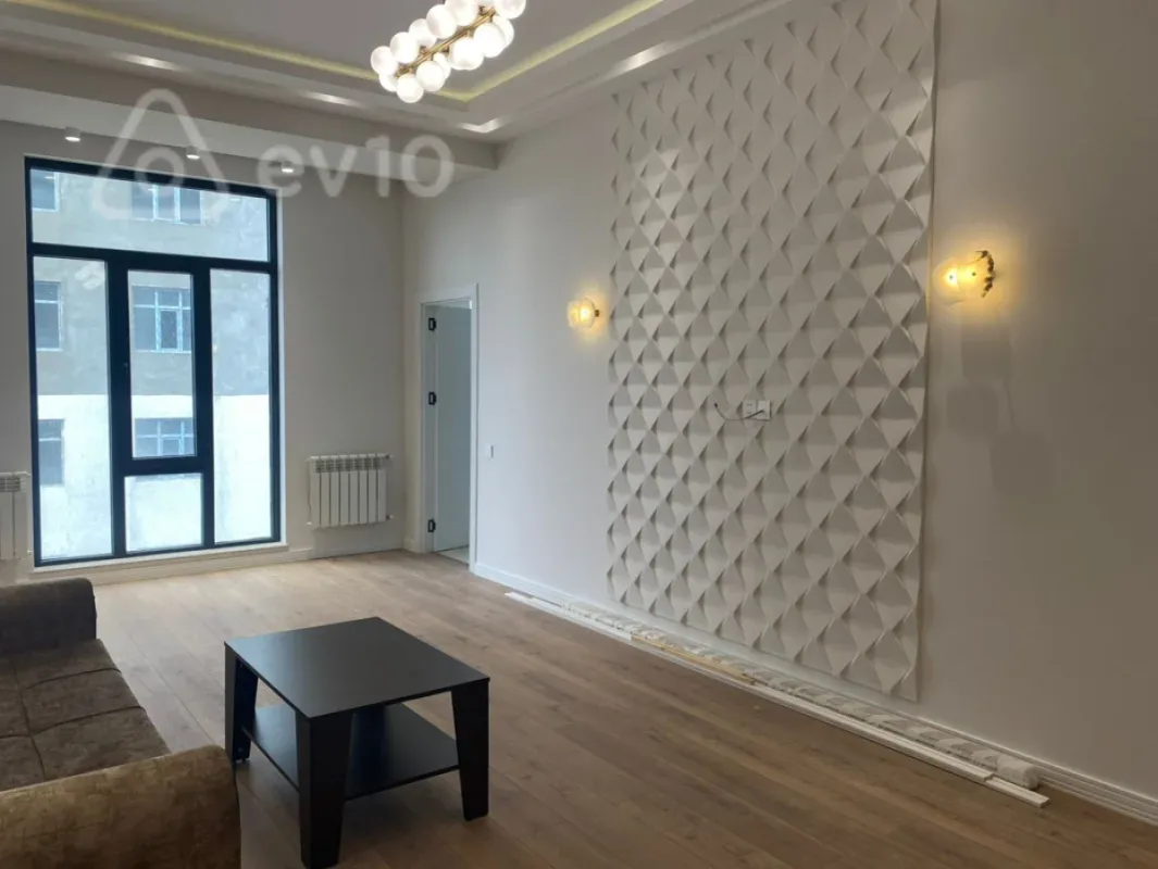 Kirayə verilir 25 otaqlı yeni tikili 72 m²