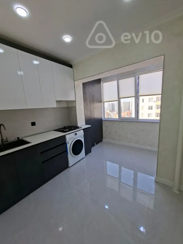 Satılır 2 otaqlı köhnə tikili 60 m²