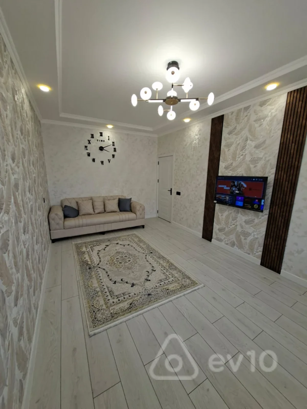 Satılır 2 otaqlı köhnə tikili 60 m²