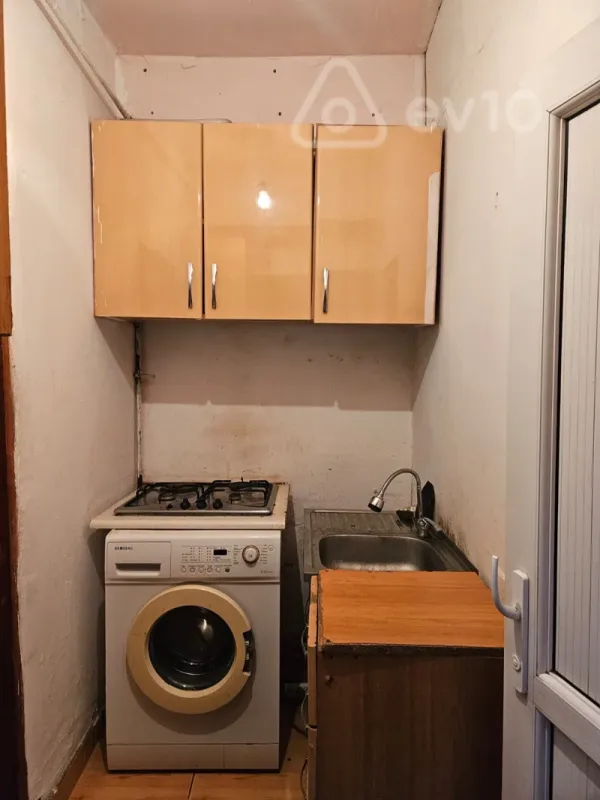 Kirayə verilir 1 otaqlı həyət evi 50 m²