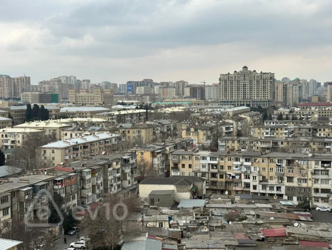 Satılır 3 otaqlı yeni tikili 140 m²