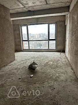 Satılır 3 otaqlı yeni tikili 140 m²
