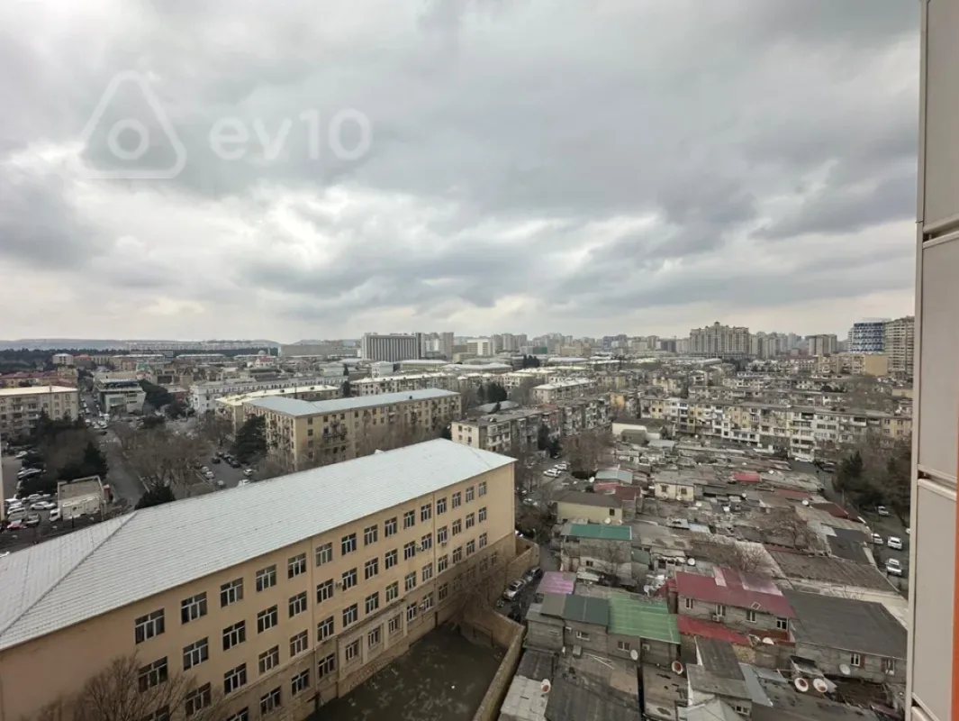 Satılır 3 otaqlı yeni tikili 140 m²