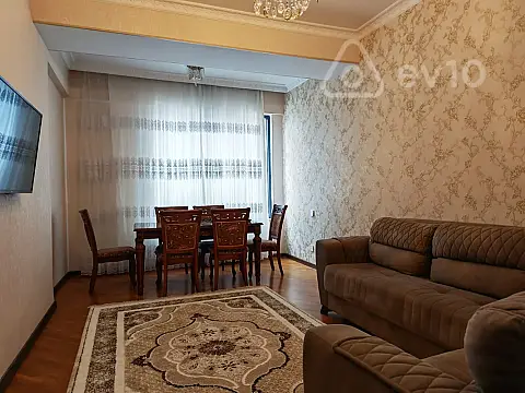 Kirayə verilir 3 otaqlı yeni tikili 95 m²