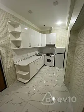 Kirayə verilir 2 otaqlı yeni tikili 65 m²