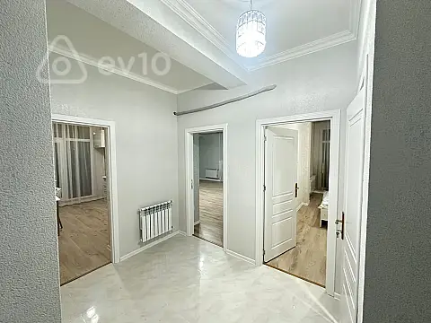 Kirayə verilir 2 otaqlı yeni tikili 94 m²