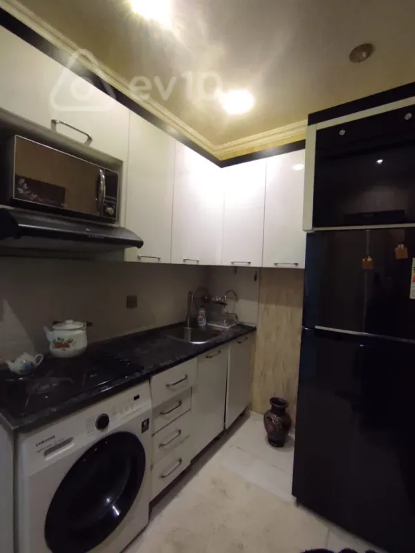 Kirayə verilir 2 otaqlı yeni tikili 50 m²