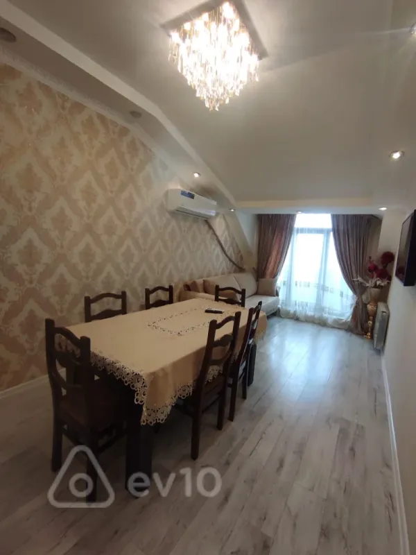 Kirayə verilir 2 otaqlı yeni tikili 50 m²