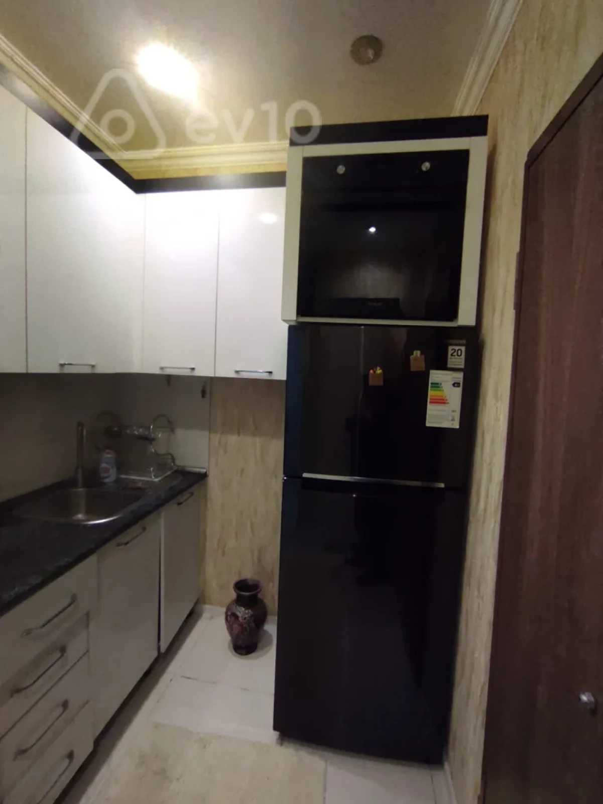 Kirayə verilir 2 otaqlı yeni tikili 50 m²