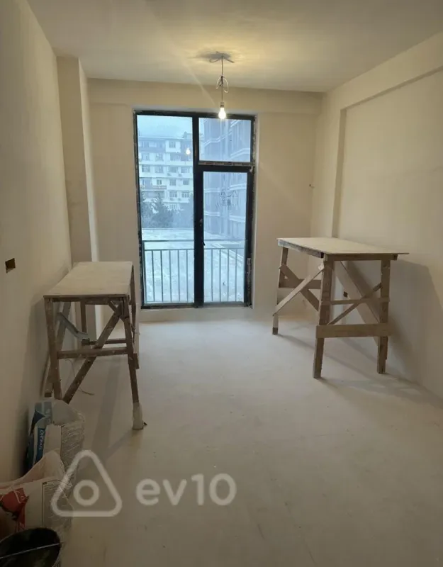 Satılır 2 otaqlı yeni tikili 75.5 m²